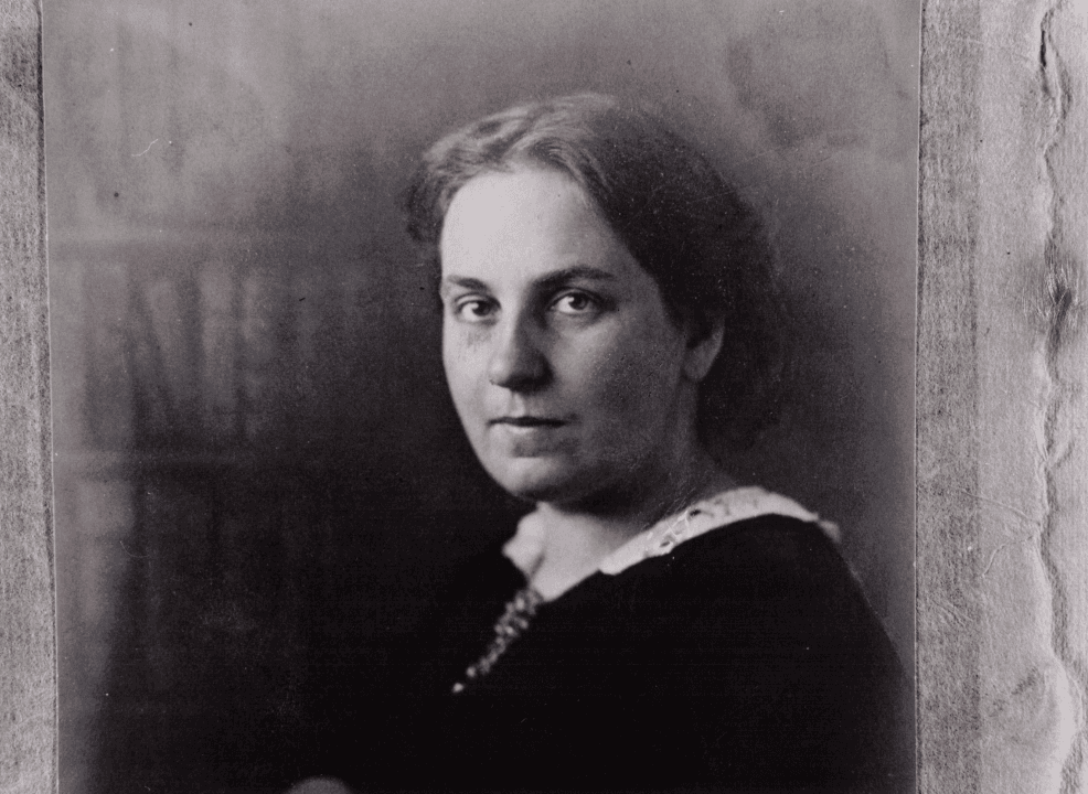 Schwarz-weiß Portrait Elly Heuss-Knapp.